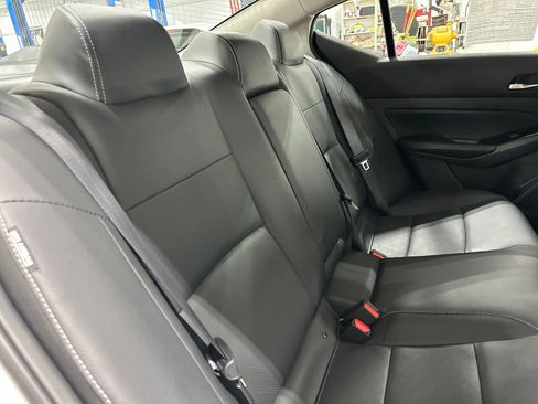 Used 2025 Nissan Altima 2.5 SL AWD/4WD image 30
