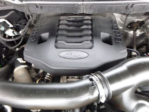 Used 2022 Ford F150 XLT image 27