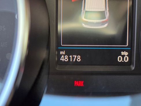 Used 2020 Volkswagen Tiguan S image 29