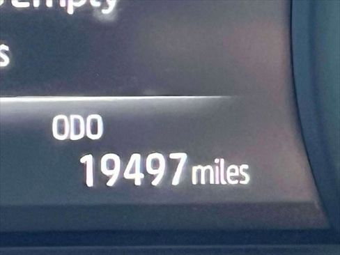 Certified 2021 Toyota Venza XLE w/ Softex Package image 27