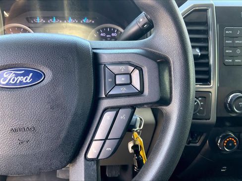 Used 2019 Ford F250 XLT w/ Camper Package AWD/4WD image 25