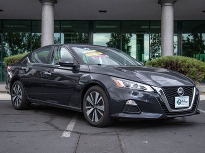 Used 2021 Nissan Altima 2.5 SV