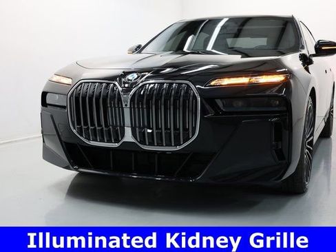 Used 2024 BMW 760i xDrive w/ Executive Package AWD/4WD image 51