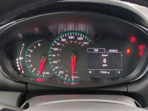 Used 2022 Chevrolet Trax LT w/ Driver Confidence Package image 30