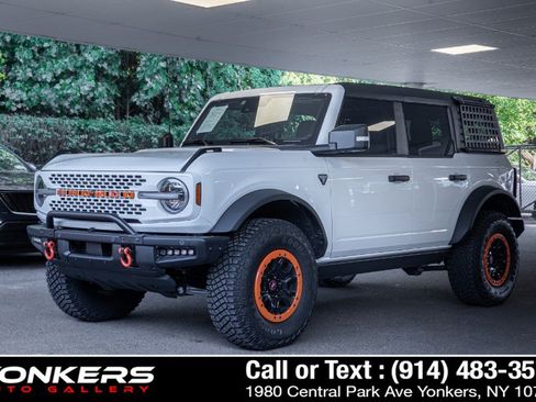 Used 2024 Ford Bronco Badlands AWD/4WD image 1