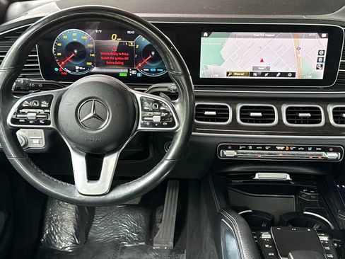Used 2022 Mercedes-Benz GLS 450 4MATIC image 14