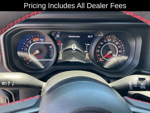 Used 2024 Jeep Wrangler Unlimited Rubicon w/ Dual Top Group AWD/4WD image 10
