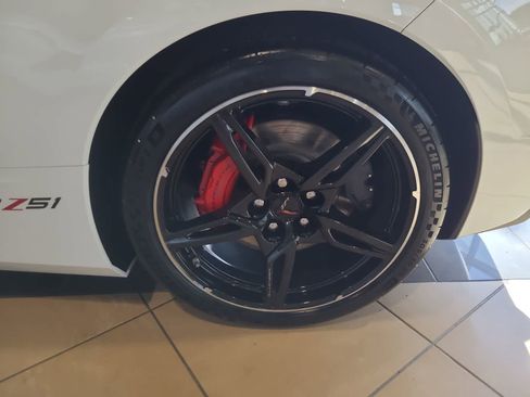 Used 2023 Chevrolet Corvette Stingray Preferred Cpe w/ Z51 Performance Package image 16