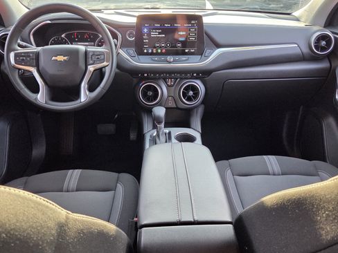 Certified 2025 Chevrolet Blazer LT FWD image 16