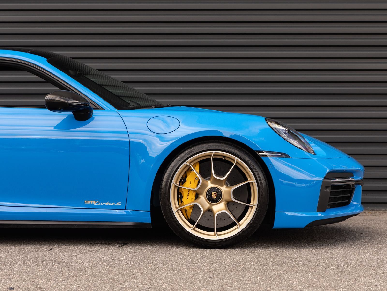 Certified 2022 Porsche 911 Turbo S AWD/4WD image 9
