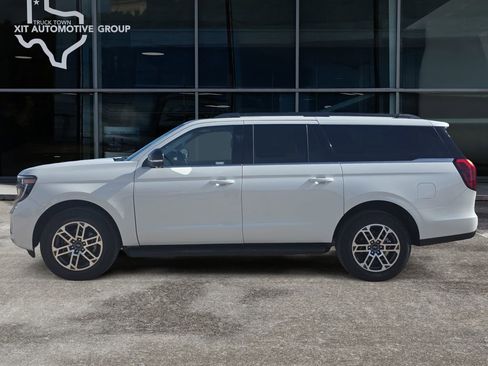 New 2026 Ford Expedition Max Active AWD/4WD image 2