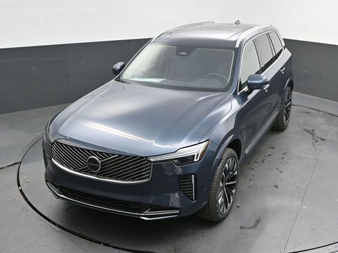 New 2026 Volvo XC90 B6 Plus image 33