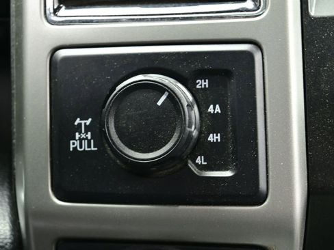 Used 2018 Ford F150 Lariat w/ Equipment Group 502A Luxury image 12