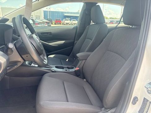 Used 2026 Toyota Corolla LE w/ LE Premium Package FWD image 7