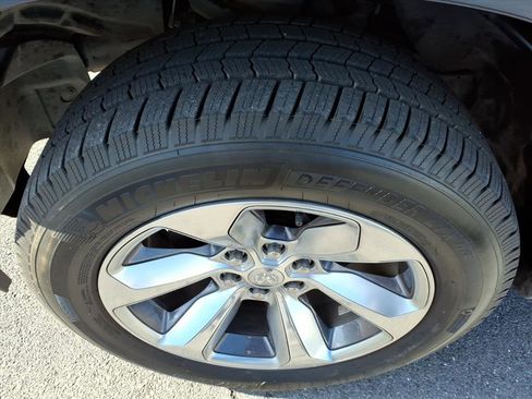 Used 2021 RAM 1500 Limited image 18