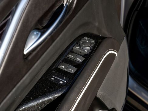 Used 2021 Cadillac Escalade ESV Sport image 46