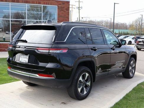 New 2025 Jeep Grand Cherokee Limited 4xe image 27