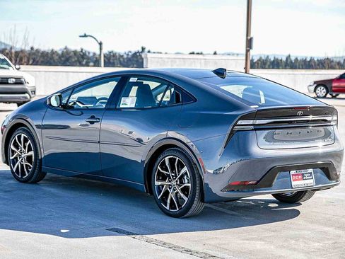 New 2026 Toyota Prius Plug-In Hybrid image 7