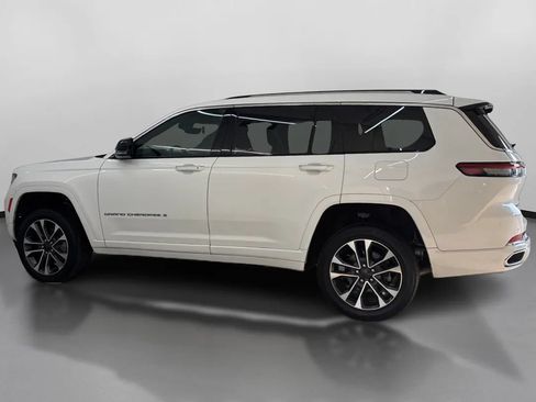 Used 2023 Jeep Grand Cherokee L Overland w/ Advanced Protech Group III AWD/4WD image 5