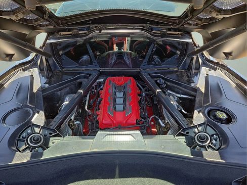 Used 2023 Chevrolet Corvette Stingray Preferred Cpe w/ Z51 Performance Package image 13