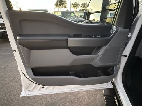 Used 2024 Ford F250 XLT image 18