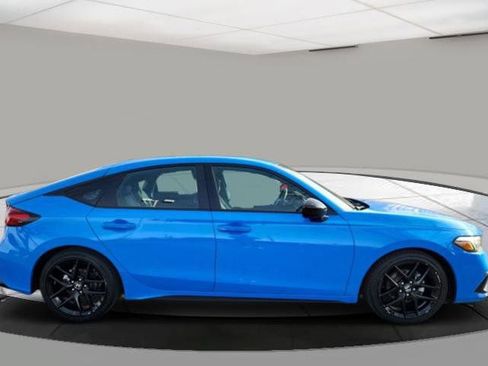 Used 2024 Honda Civic Sport image 6