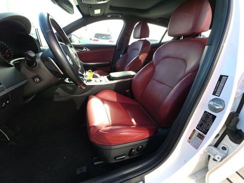 Used 2021 Kia Stinger GT1 AWD/4WD image 13
