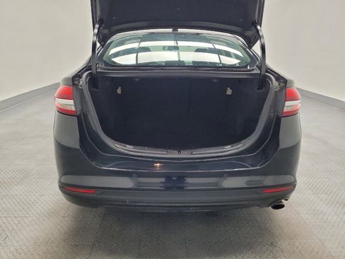 Used 2017 Ford Fusion SE w/ Fusion SE Technology Package FWD image 29