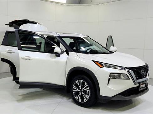 Certified 2023 Nissan Rogue SV w/ SV Premium B Package FWD image 29