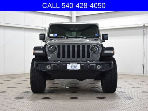 Used 2023 Jeep Wrangler Unlimited Sport AWD/4WD image 2