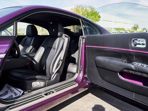 Used 2020 Rolls-Royce Wraith image 22