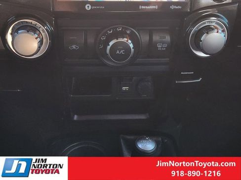 Used 2020 Toyota 4Runner TRD Off-Road image 22