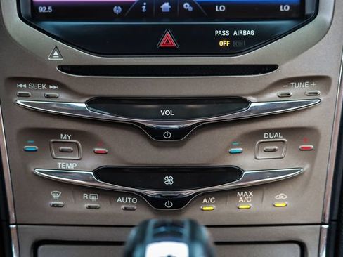 Used 2013 Lincoln MKX AWD image 27
