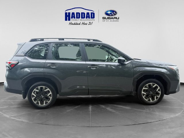 Certified 2025 Subaru Forester AWD/4WD image 6