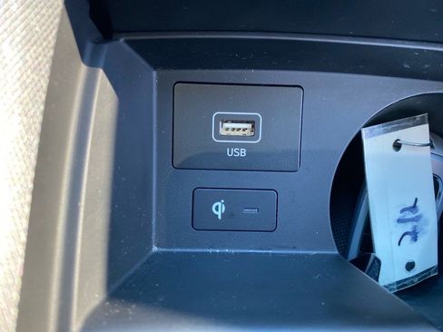 Used 2023 Hyundai Santa Fe Calligraphy image 13