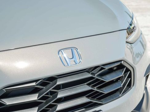 Used 2027 Honda HR-V Sport image 9