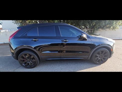 Used 2021 Cadillac XT4 Premium Luxury FWD image 6