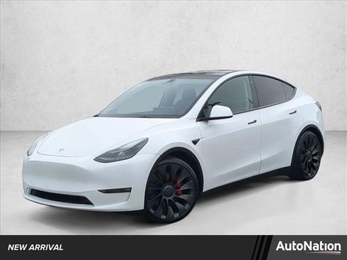 Used 2023 Tesla Model Y Performance image 1