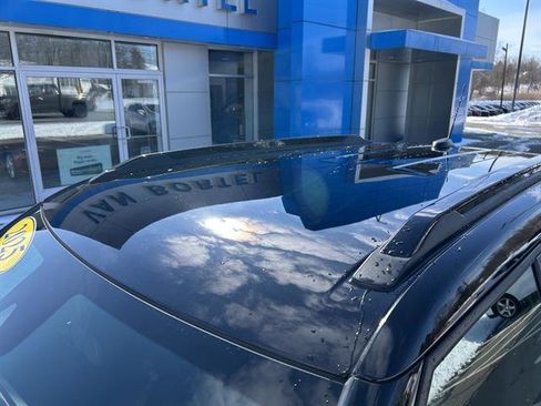 Used 2025 Chevrolet TrailBlazer RS w/ Driver Confidence Package image 25