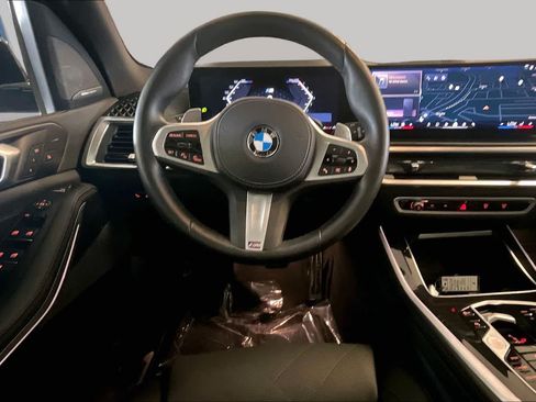 Used 2026 BMW X5 xDrive40i AWD/4WD image 6