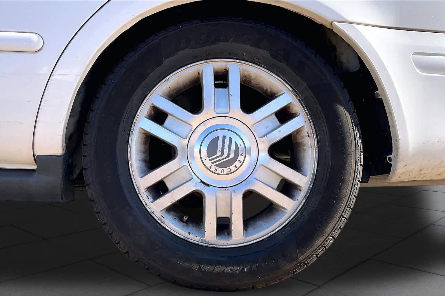 Used 2005 Mercury Sable LS FWD image 10