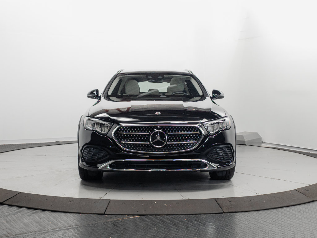 Used 2025 Mercedes-Benz E 450 4MATIC All-Terrain Wagon w/ Driver Assistance Package image 2