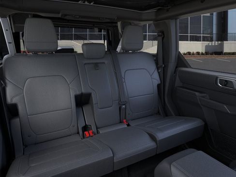 New 2026 Ford Bronco Badlands AWD/4WD image 36