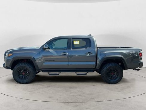 Used 2023 Toyota Tacoma TRD Pro AWD/4WD image 8