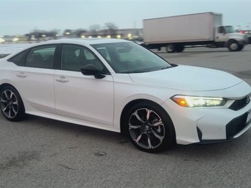 Certified 2025 Honda Civic Sport Touring image 2