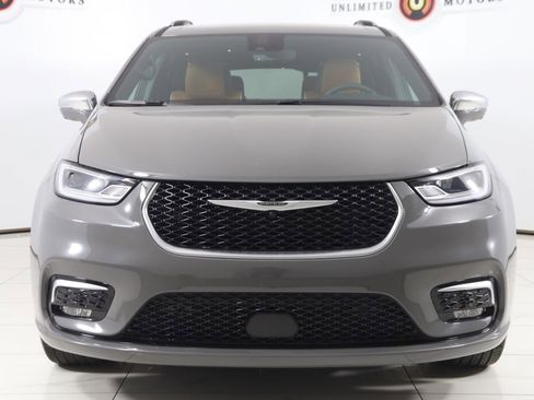 Used 2024 Chrysler Pacifica Pinnacle image 60