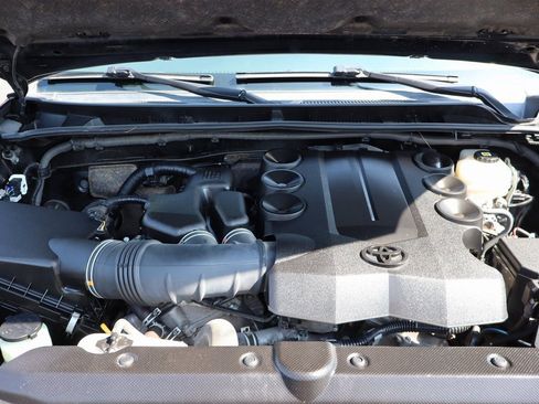 Used 2020 Toyota 4Runner Nightshade image 40