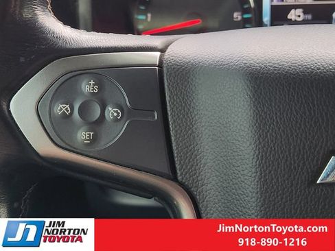 Used 2018 Chevrolet Silverado 1500 LT w/ Texas Edition AWD/4WD image 28