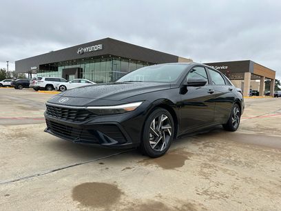 Used 2025 Hyundai Elantra SEL