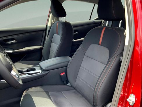 New 2025 Nissan Sentra SR image 10